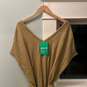 Pact jumpsuit, perfect for summer. Lightweight organic cotton in earthy tone